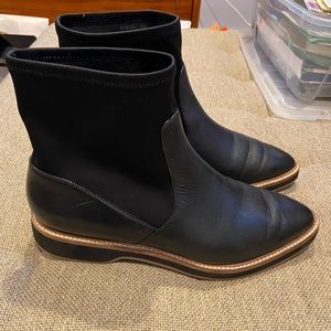Cole Haan black size 10 ankle boots